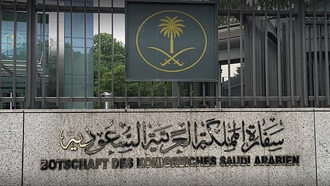 السفارة في النمسا تحث المواطنين على التنسيق مع شركات الطيران