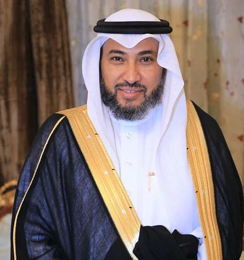 "الحارثي" مزجياً نصائحه: قرار "كبار العلماء" دُرَّة بتاج جهود الدولة لتطويق "كورونا"