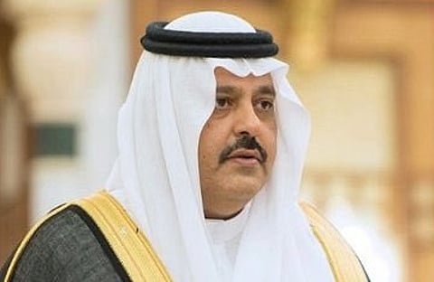 أمير حائل يوجِّه بإنشاء مركز لإدارة الأزمات تجاه "كورونا" ويمنع تجمعات المطاعم والمقاهي