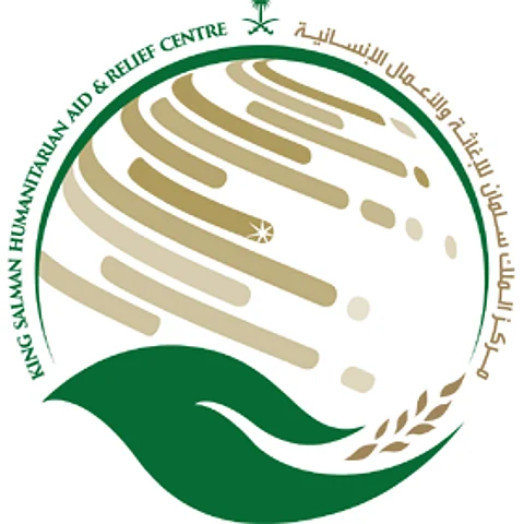 اليمن .. "إغاثي الملك سلمان" يوزع 4300 كرتون تمور بمحافظة المهرة