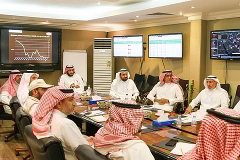 وزير الصحة يتفقّد مركز القيادة والتحكم في الشرقية