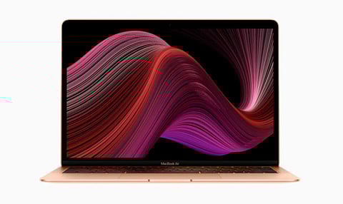 شاهد الصور الأولى لحاسب "أبل ماك بوك آير" الجديد