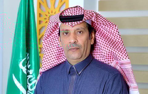 "صحة الشمالية" تنهي عقد "طبيب عربي" تجاوز أنظمة الوزارة