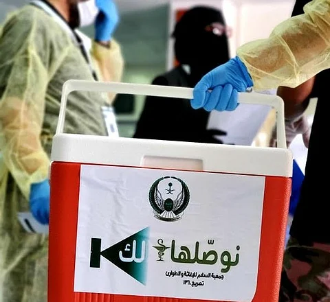جمعية "السلام" للإغاثة والطوارئ تبادر بإيصال الأدوية والمستلزمات الطبية للمستفيدين