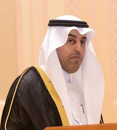 "رئيس البرلمان العربي" يرحب بإعلان دعم الشرعية وقف إطلاق النار باليمن