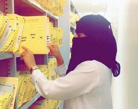 مستشفى حوطة سدير تدشن مبادرة "خلك بالبيت.. نخدمك بعيوننا"