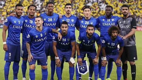 بسبب "كورونا".. لاعبو الهلال يبادرون بتخفيض رواتبهم 50 %