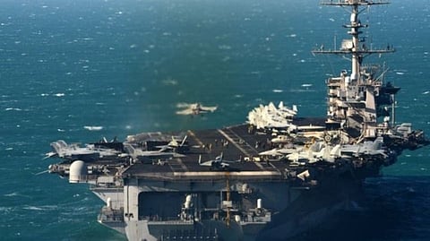 البحرية الأمريكية: تصرفات زوارق إيران بالمياه الدولية خطيرة ومستفزة