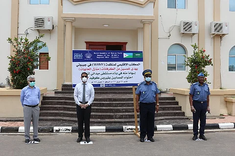 "الندوة العالمية" تتبرع بـ 50 وحدة صحية متنقلة لإقامة مستشفى ميداني بجيبوتي