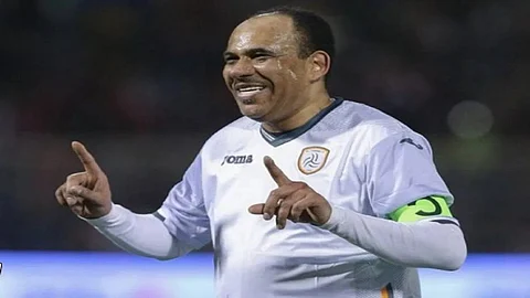 قائد الأخضر "السابق": أتمنى ألا يكون خالد عزيز "قدوة" لأي لاعب