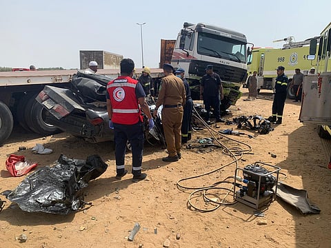 جازان.. حادث مروع يودي بحياة شخصين ويصيب آخرين في أبو عريش