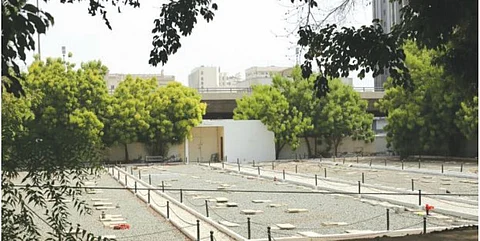 باحث يكشف حقيقة دخول البرتغاليين لجدة و"مقبرة الخواجات"