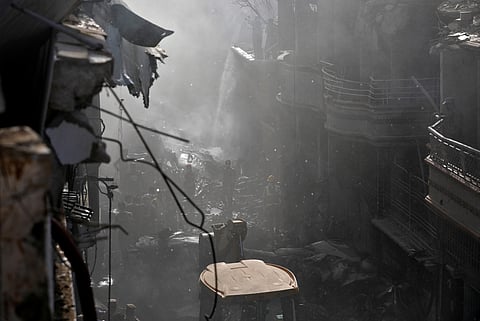 باكستان: ارتفاع حصيلة قتلى الطائرة المنكوبة إلى 97 ونجاة اثنين