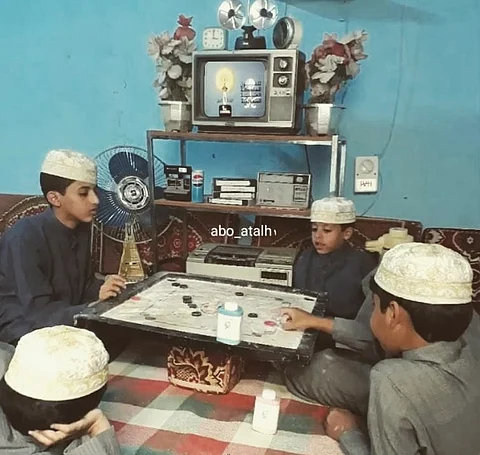 شاهد.. "سبق" تنقل صور ألعاب العيد لجيل الثمانينيات والسبعينيات