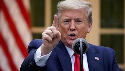 "ترامب" يهدد بإغلاق منصات التواصل الاجتماعي