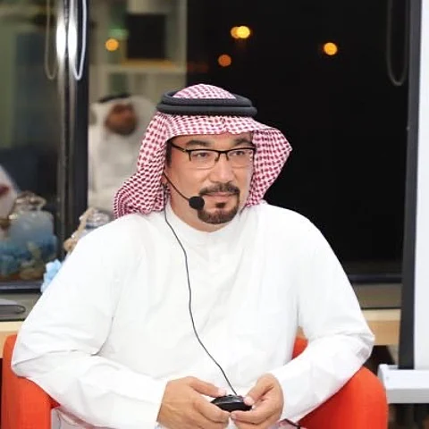 خبير بيئي يحذّر من خطورة إعادة استعمال قوارير المياه بعد استخدامها