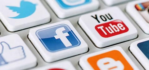 مسابقات "مواقع التواصل" بين الحقيقة والوهم.. ومطالبات بمراقبتها