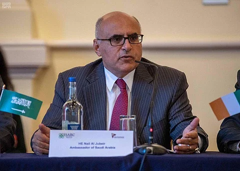 السفير السعودي في إيرلندا يستعرض جهود إعادة ألف مواطن إلى المملكة