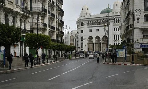 الجزائر تؤجل فتح حدودها إلى الشهر القادم