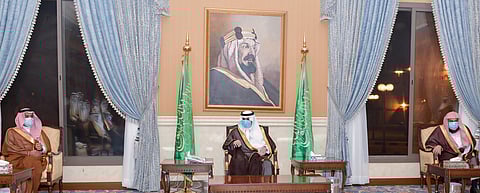 تبوك تسجّل انخفاضًا بعدد إصابات كورونا وأمير المنطقة يشيد بالتزام الأهالي