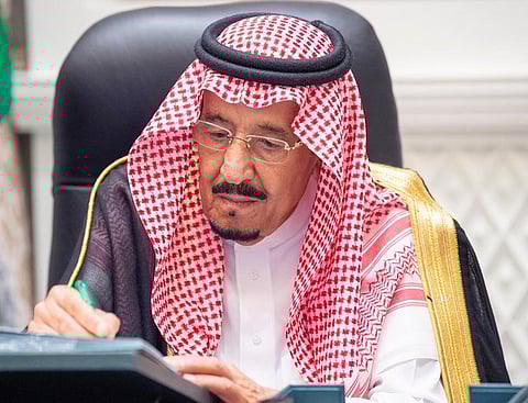 برئاسة الملك عبر الاتصال المرئي.. مجلس الوزراء يشدِّد على تهيئة البيئة الصحية للحجاج لأداء فريضة الحج