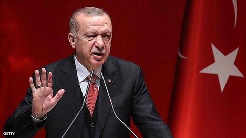 توسيع القمع.. "أردوغان" سيفرض قيوداً على مواقع التواصل أو يغلقها