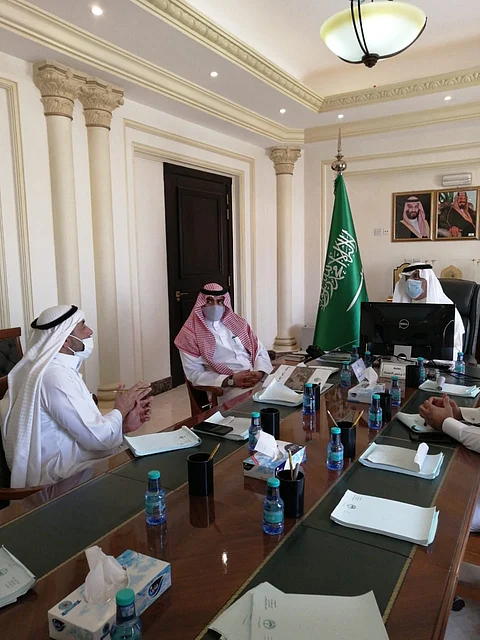 محافظ شقراء يعقد اجتماعاً عن البيئة وسبل تنميتها والحفاظ عليها