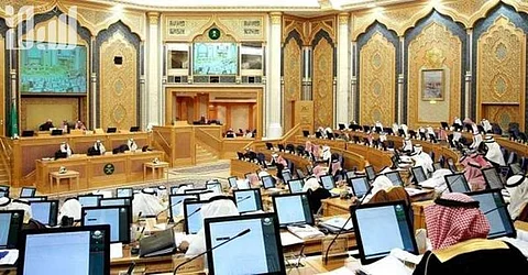 فاتورة المياه وتنظيم الكهرباء والسوق المالية في قرار ومطالبات لـ "الشورى"