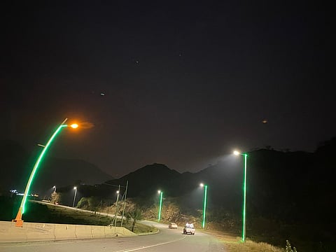 "بلدية الداير" تركب 150 كشاف «LED» بشوارع المحافظة