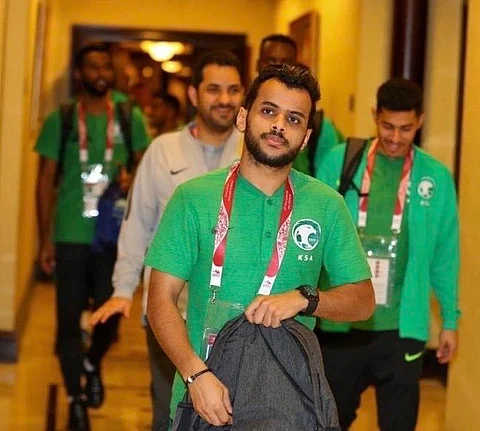 "النصر" يحصل على توقيع "عبدالفتاح عسيري"