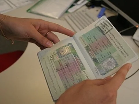 أوكرانيا تعفي السياح السعوديين من تأشيرة الدخول وهذا موعد التنفيذ