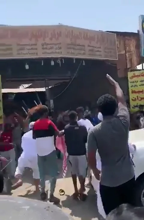 الأجهزة الأمنية تضبط المشاركين في مشاجرة جماعية بين مقيمين ومواطن