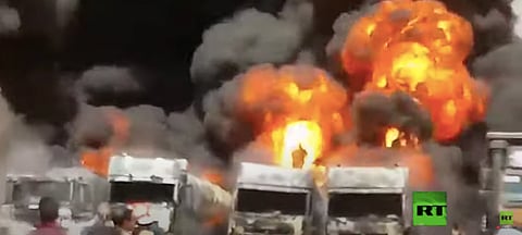 شاهد.. انفجار ضخم في مخازن وقود بإقليم كرمانشاه غربي إيران