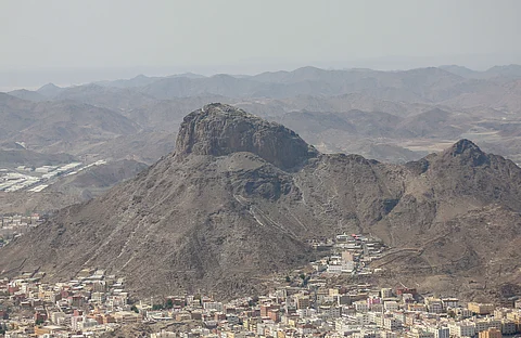 جبل النور.. قمته كـ"سنام الجمل" ومنه سطع نور النبوة