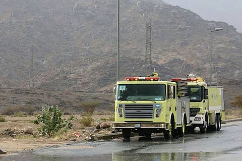 "مدني مكة" يحذِّر من تقلبات جوية تؤدي لجريان السيول وتساقط البرد