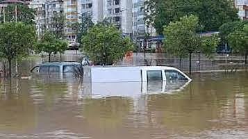 سيول تركيا.. مقتل 5 أشخاص وفقدان 12