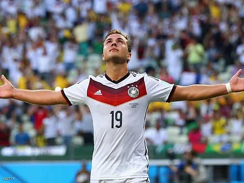 "الهلال" يسعى لضم الألماني "ماريو جوتزه" لاعب "بروسيا دورتموند" السابق