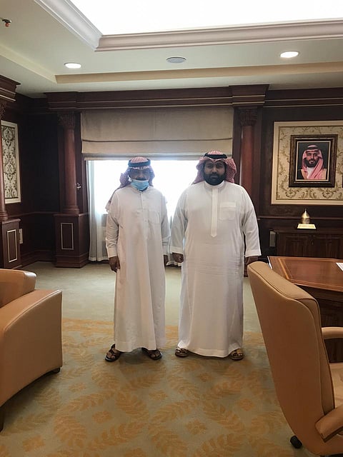 تقديراً لعمله البطولي.. نائب أمير جازان يستقبل الرحالة "الفيفي"