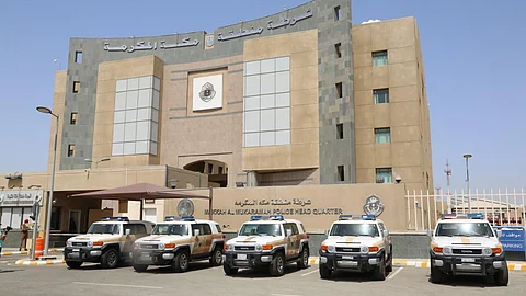 "شرطة مكة": القبض على شخص إثر تورطه باختلاس مبالغ مالية من أجهزة الصرف الآلي