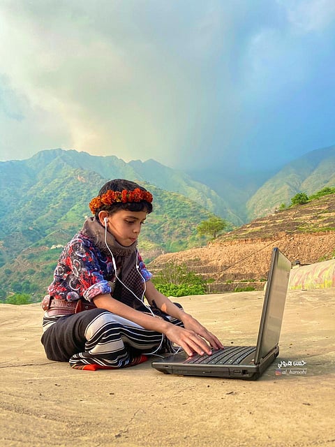 سفيرة المملكة في واشنطن تعلق على صورة "طالب جبال جازان".. هنا التفاصيل