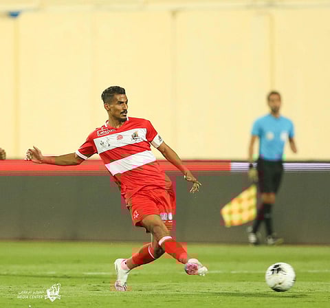 "الانضباط" تغرم الوحدة والرائد وباخشوين