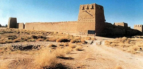 شاهد أول قصر يشيده "المؤسس" خارج الرياض.. 26 خطوة ومحتوى ورويات