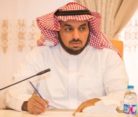 تعرَّف على "البروفيسور العمري" الذي كلفه وزير التعليم برئاسة جامعة طيبة