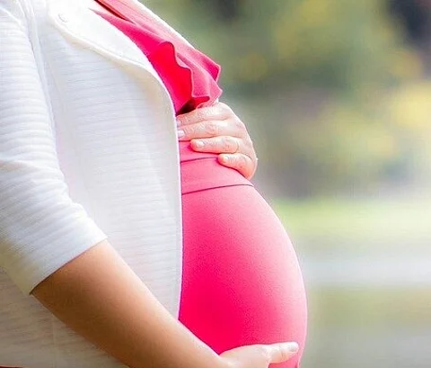 الأنفلونزا مدمرة للنساء الحوامل.. دراسة جديدة تكشف السبب