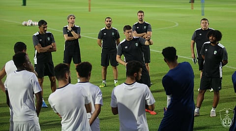 الأهلي يكثف تحضيراته لمواجهة شباب الأهلي دبي.. في دور الـ16 من دوري الأبطال