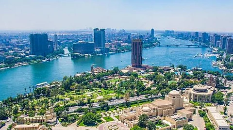 1200 ريال المبلغ المسموح للدخول أو الخروج به في المطارات المصرية