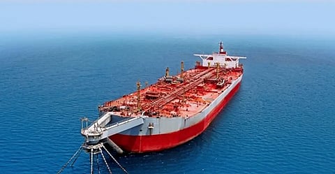 تسرب بخزان "صافر" والحوثيون يلعبون بالنار.. الوضع خطير ورسالة المملكة حاضرة