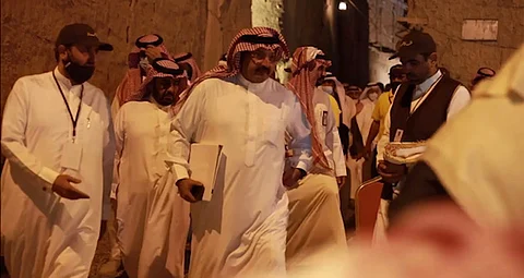 بالصور.. أمير عسير للرحالة السعوديين: "أنتم أهل نخوة وشهامة".. ويشهد أوبريت "رحلة أمجاد"
