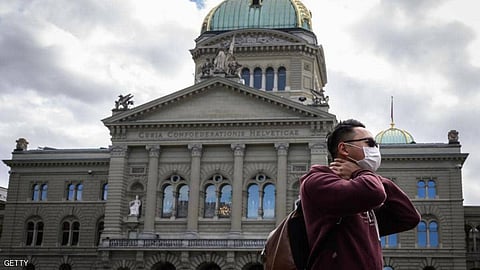 سويسرا تشدد القيود لمواجهة الموجة الثانية من "كورونا"