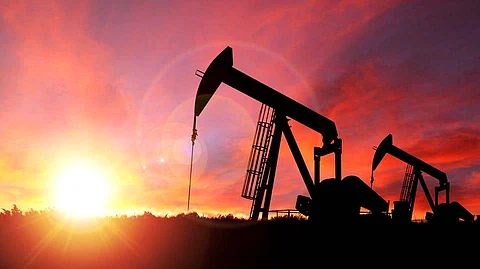 تراجع أسعار النفط .. وبرنت عند 68.97 دولارًا للبرميل